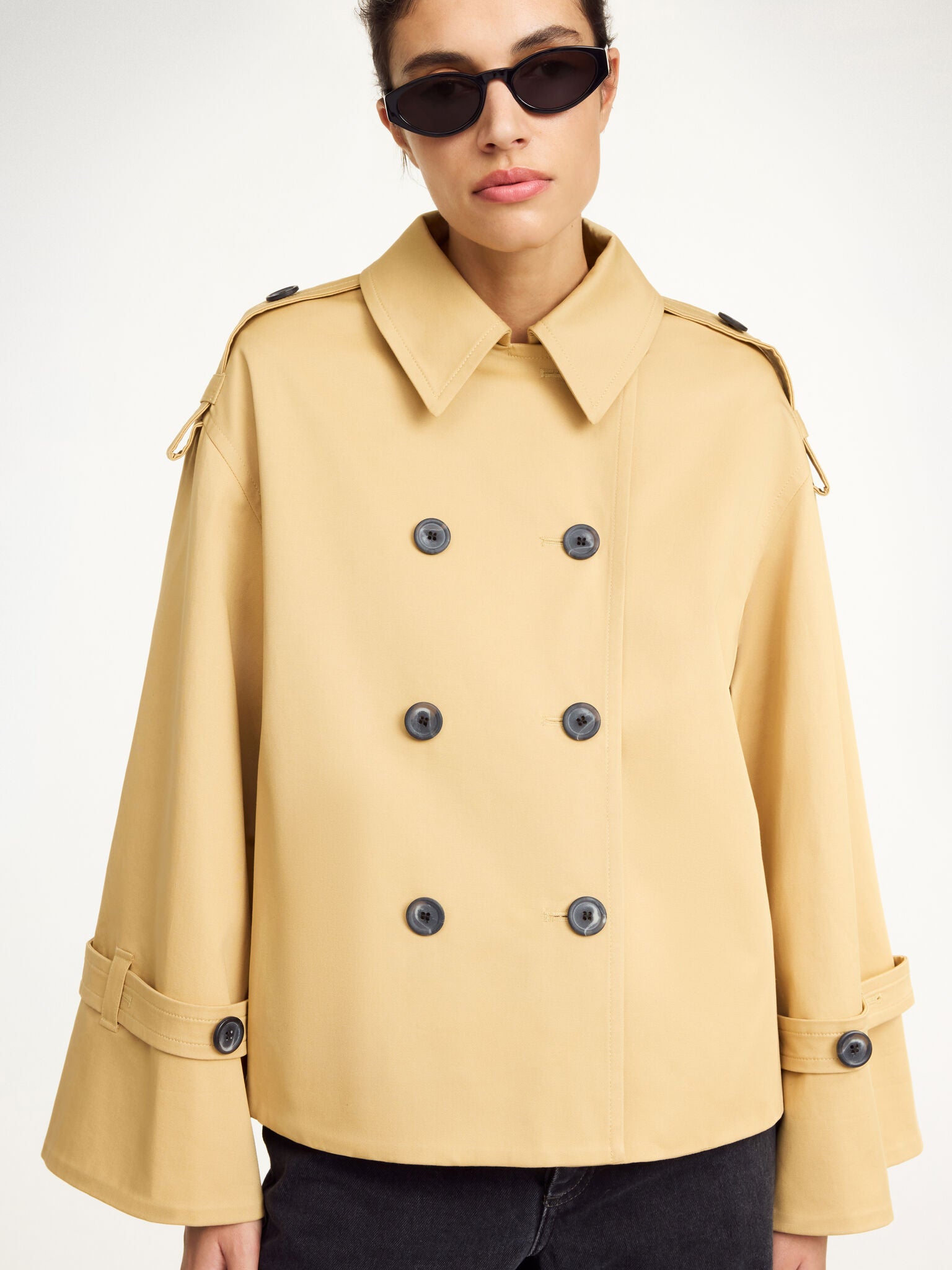 Aurrelia | Trench Jacket