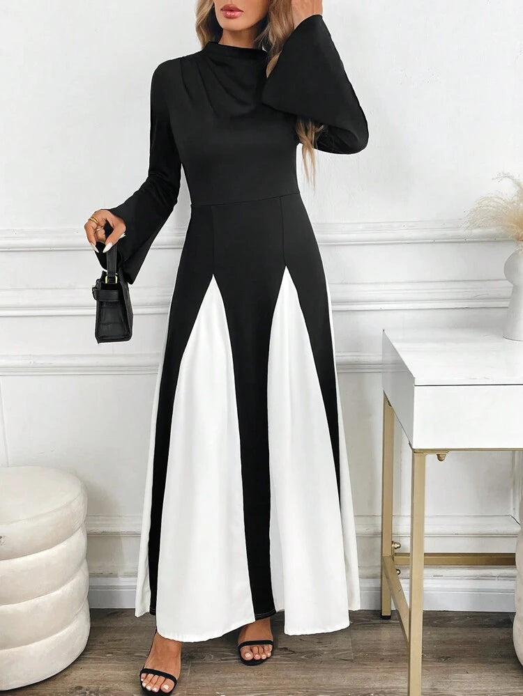 Aurrelia | Éclat Contrast Midi Dress