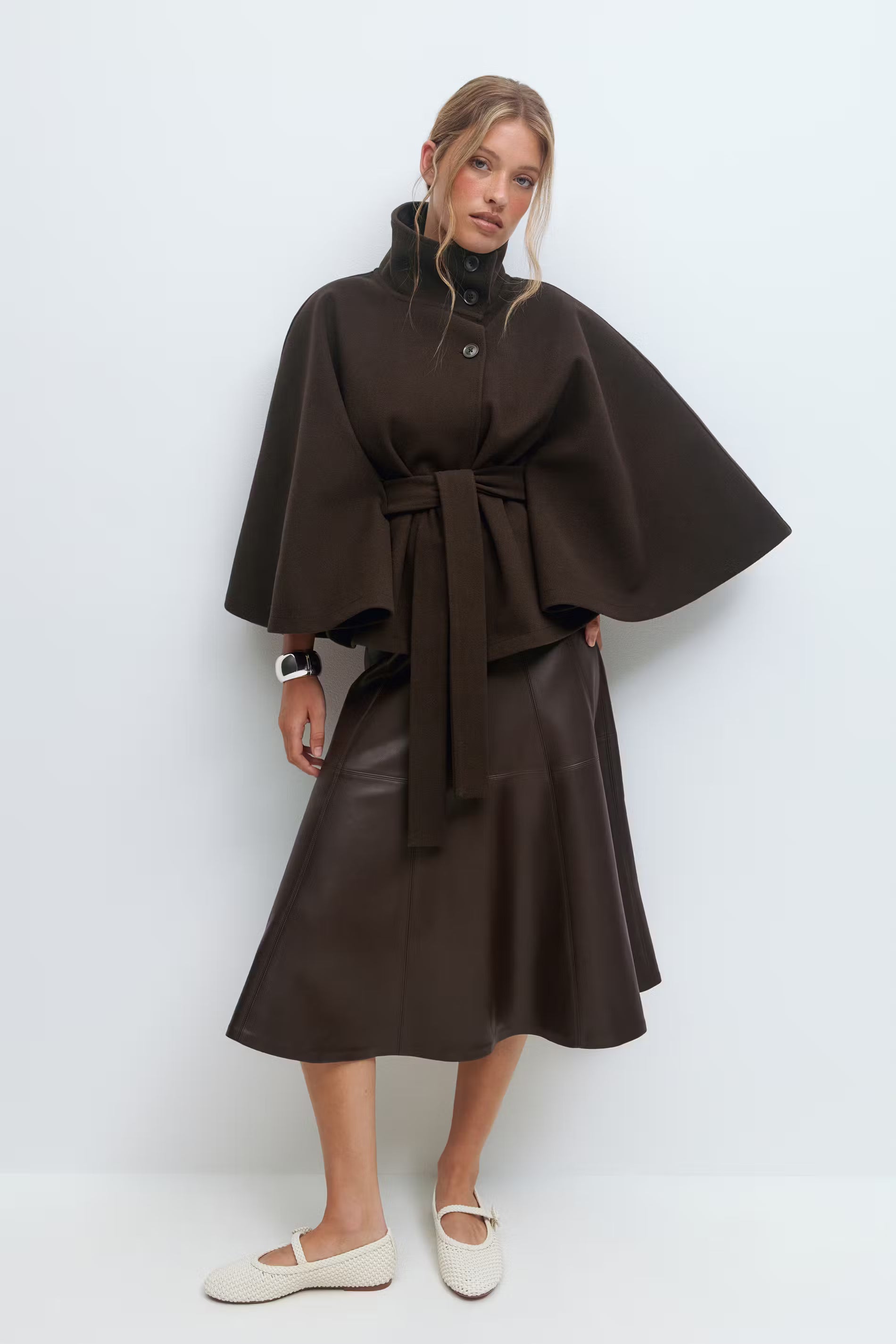 Aurrelia | Belted Cape Jacket