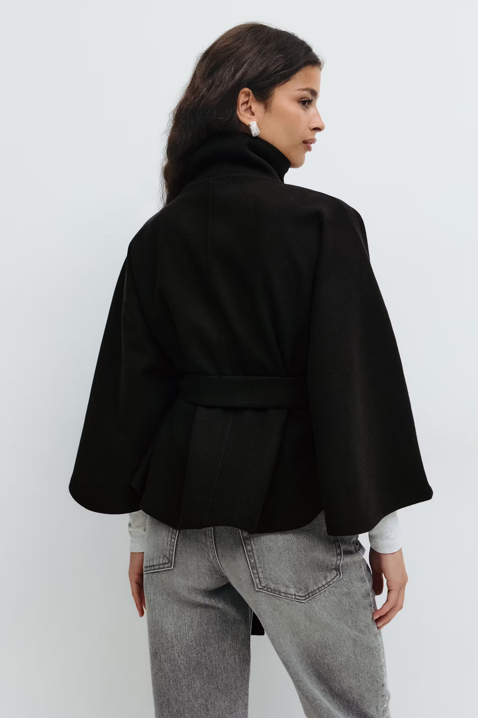 Aurrelia | Belted Cape Jacket