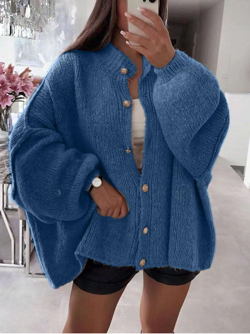 Aurrelia | Button Cable Knit Cardigan