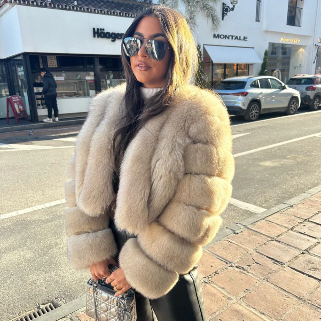 Aurrelia | Cropped Fox Fur Coat