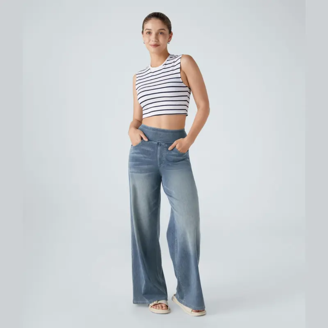 Aurrelia Flex High-Waisted Baggy Knit Jean