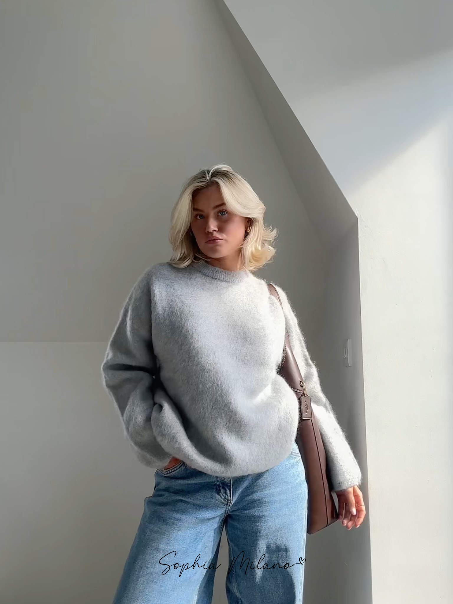 Aurrelia | Comfy Crewneck sweater