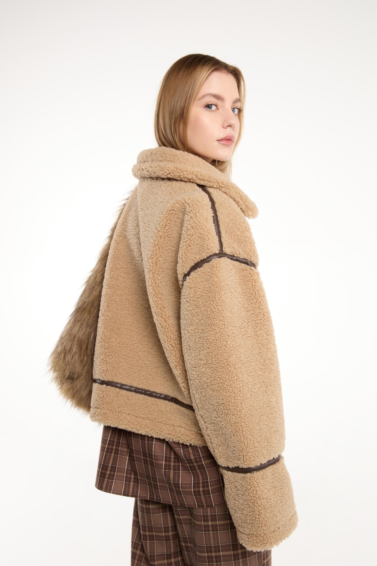 Aurrelia | Teddy Fur Jacket