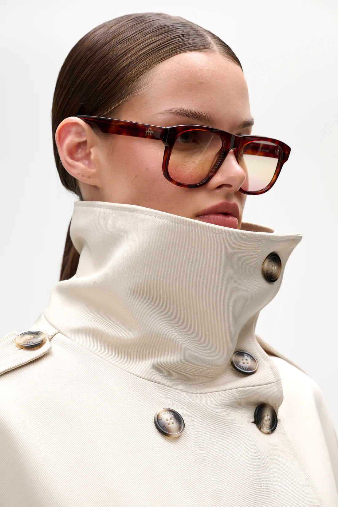 Aurrelia | The Lyocell Trenchcoat