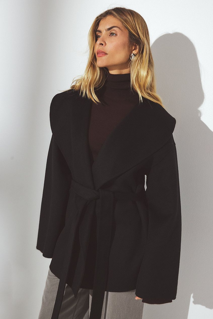 Aurrelia | Wool Blend Belted Short Coat