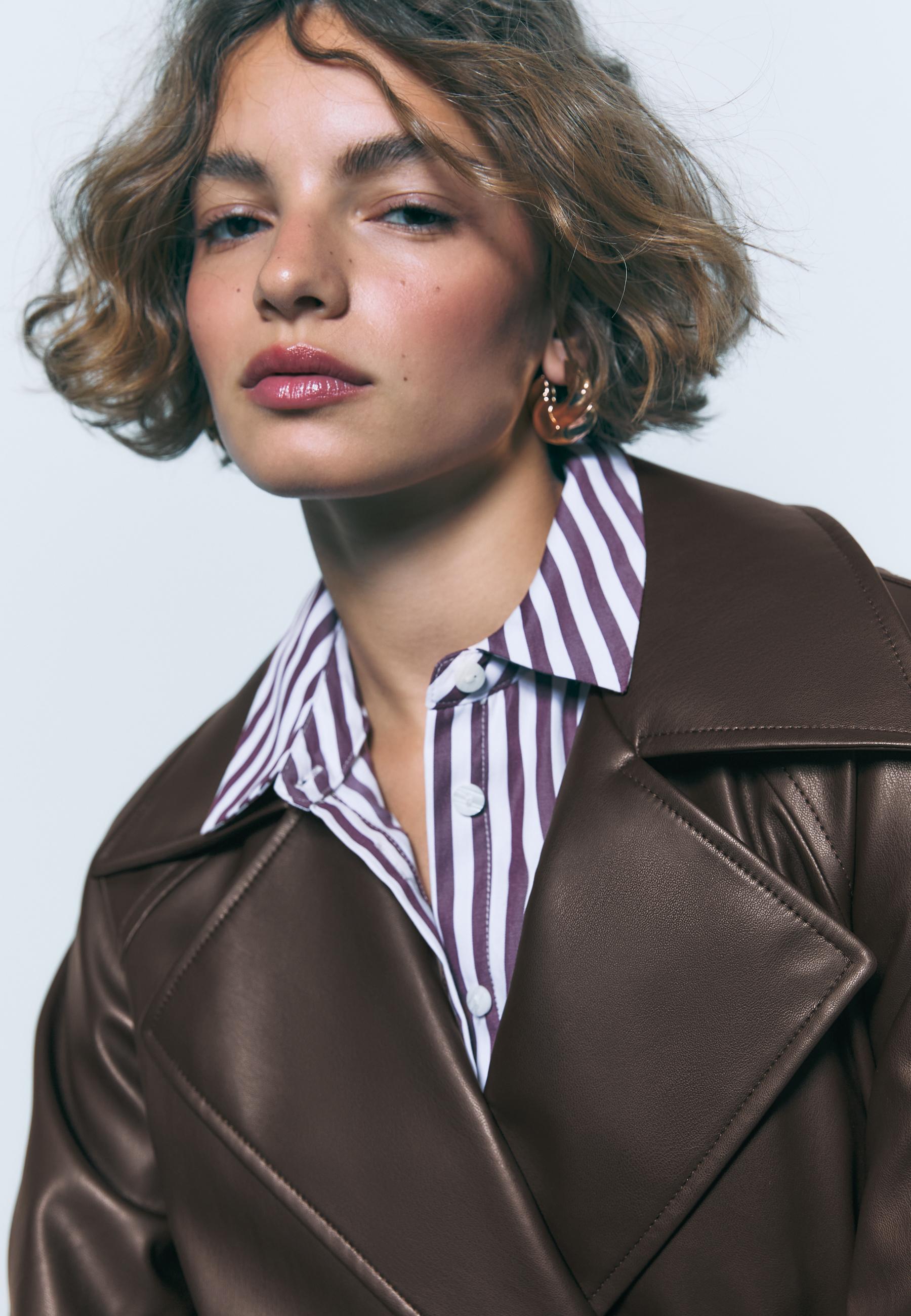 Aurrelia | Long Trenchcoat with Leather Effect