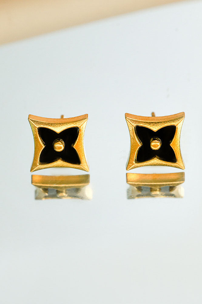 Unique Clover Stud Earrings