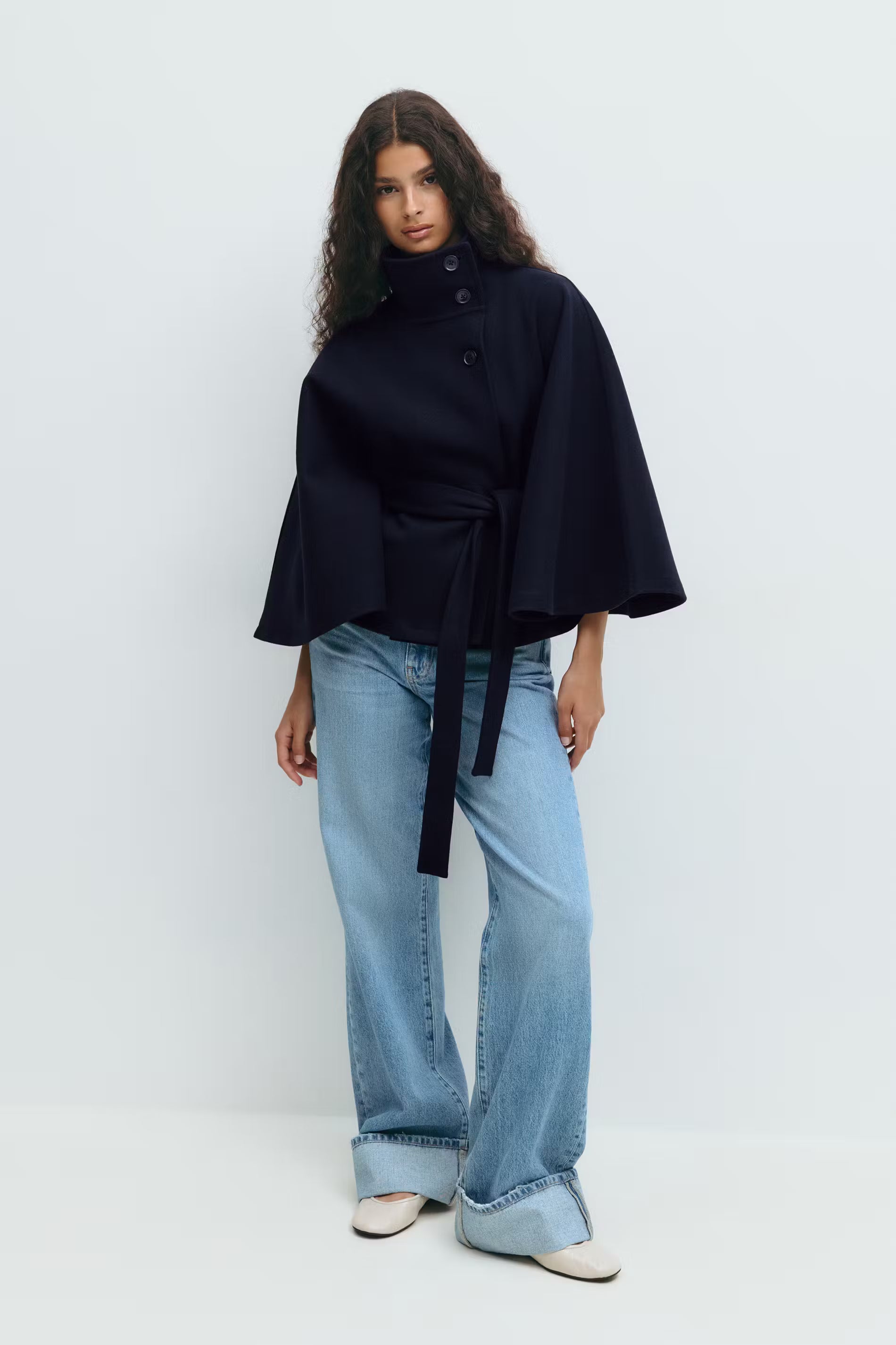 Aurrelia | Belted Cape Jacket