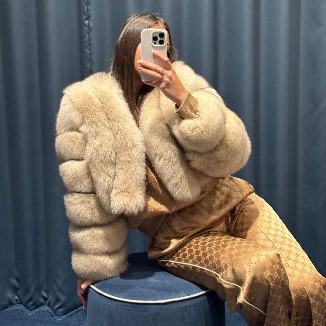 Aurrelia | Cropped Fox Fur Coat