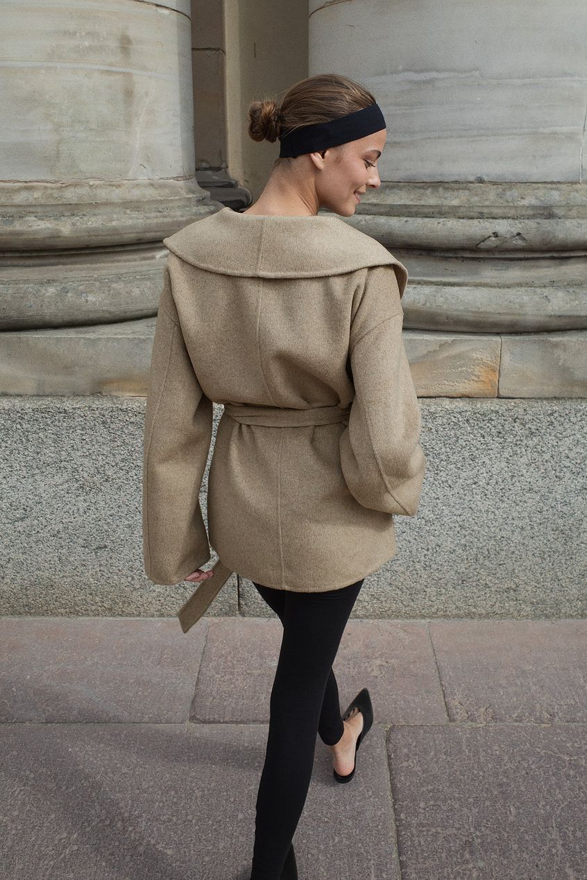 Aurrelia | Wool Blend Belted Short Coat